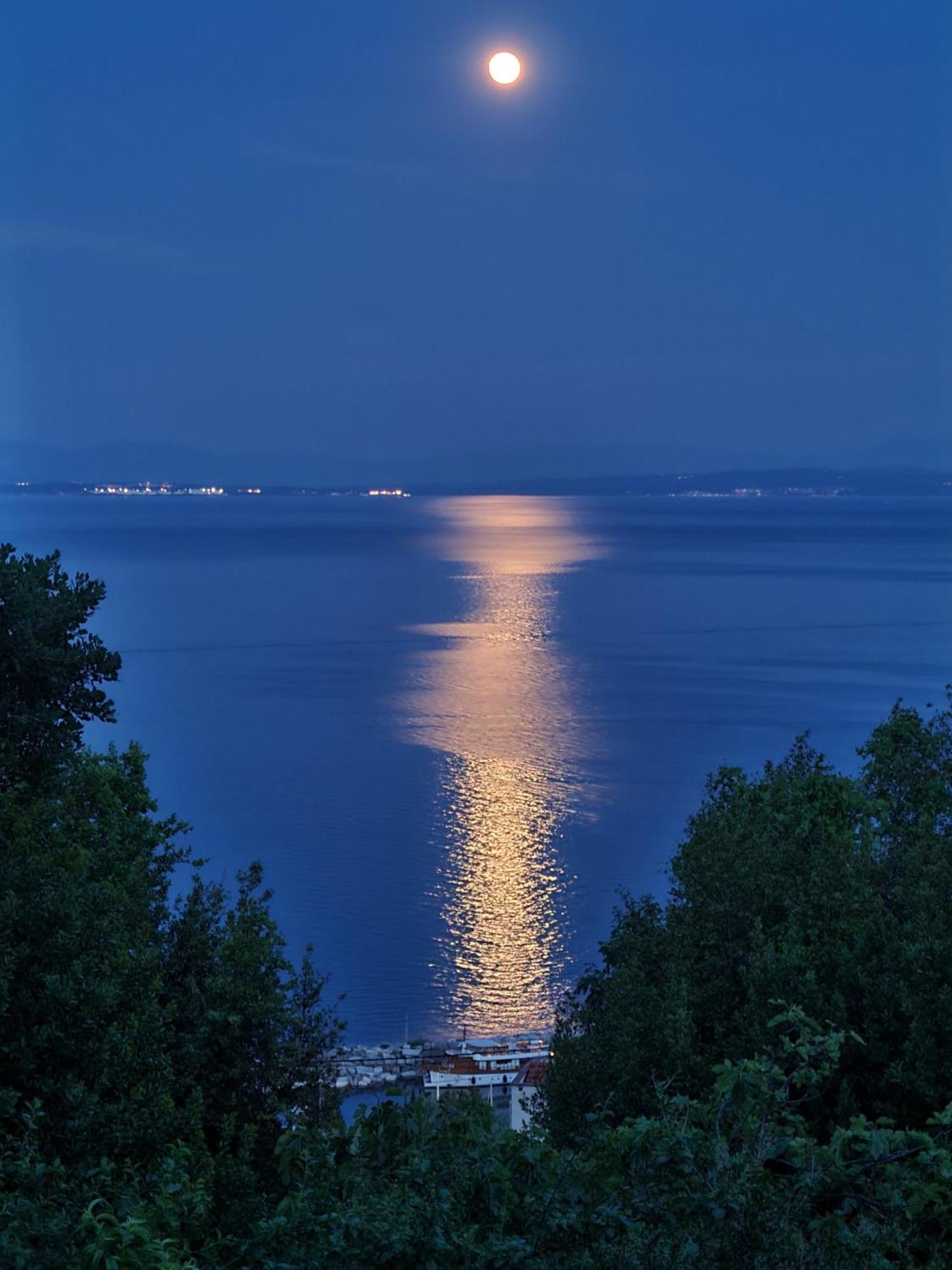 Apartments Zlatko Ičići Εξωτερικό φωτογραφία